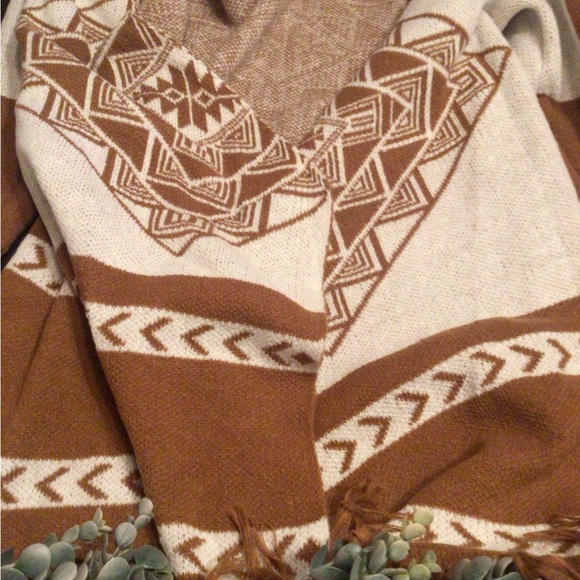 NEW! 1 Left 🪶Boho caramel fringe wrap cardigan - Picture 6 of 13